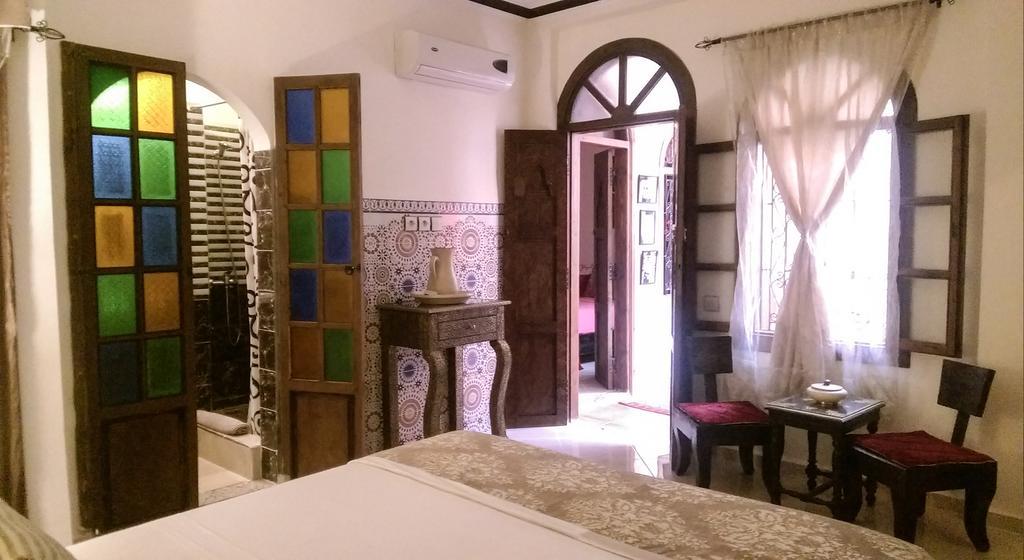 Riad De La Semaine Marrakesh Exterior photo